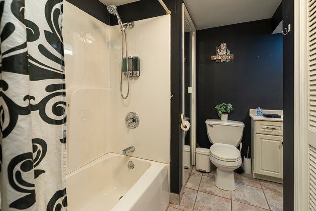 bathroom 1st floor - 13211 S Egypt Shores Dr