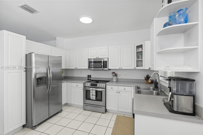 Building Photo - 1120 Canella Ln