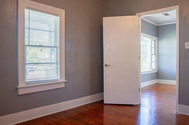 Building Photo - Charming 2-Bedroom Home Near Downtown Augusta