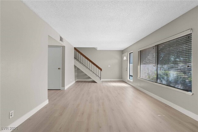Building Photo - 4630 Bountiful Way