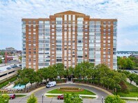 Building Photo - 250 E Harbortown Dr