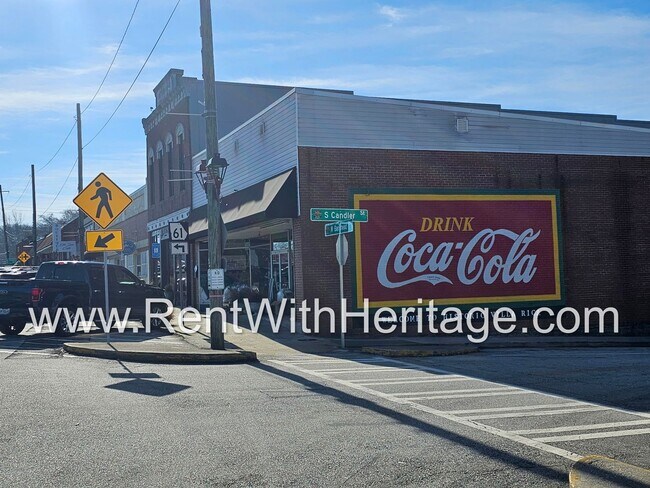 Building Photo - WOW!!.....GORGEOUS LOFT APARTMENT!!!!....DOWNTOWN VILLA RICA