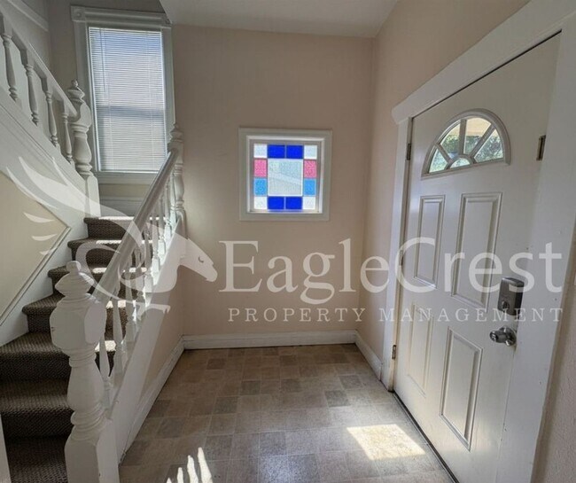 Building Photo - Charming Historic 4-Bedroom Home with Fenced Yard & Chicken Coop