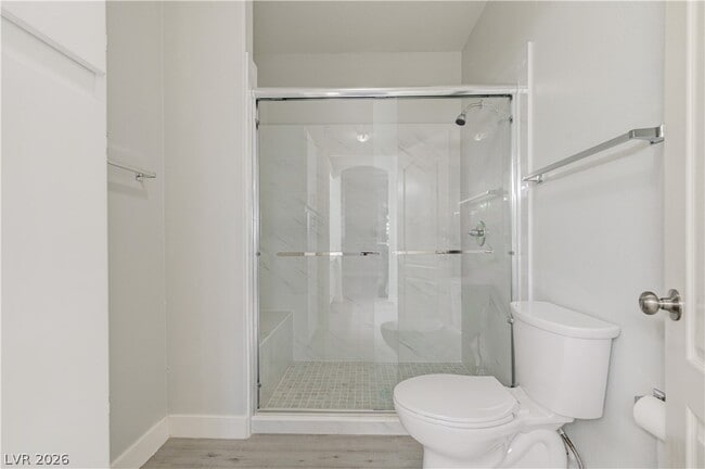 Building Photo - 1900 N Torrey Pines Dr