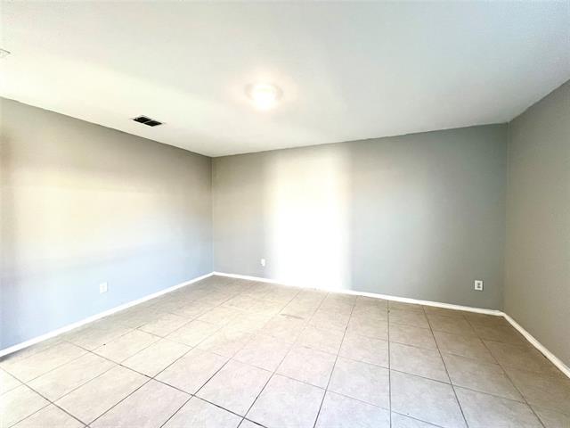 Building Photo - 5711 Bristle Leaf Dr