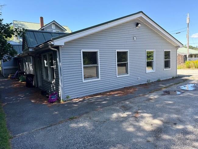 Building Photo - 223 Cony Rd