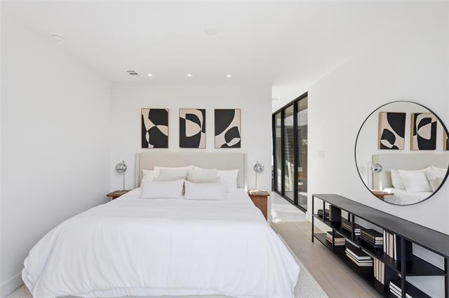 Building Photo - 6822 Victoria Ave