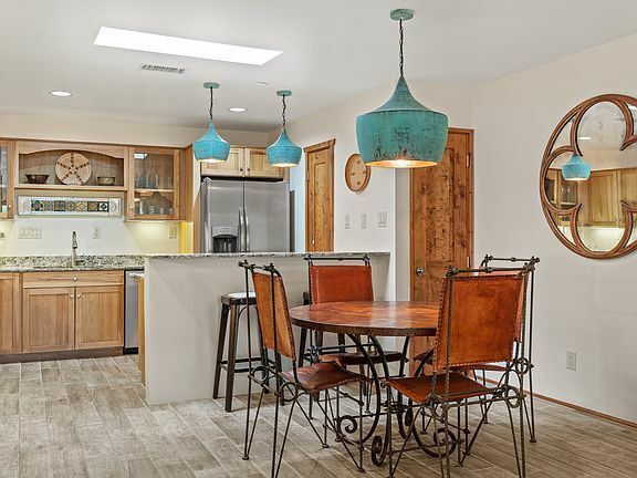 Building Photo - 207 Camino De Los Marquez