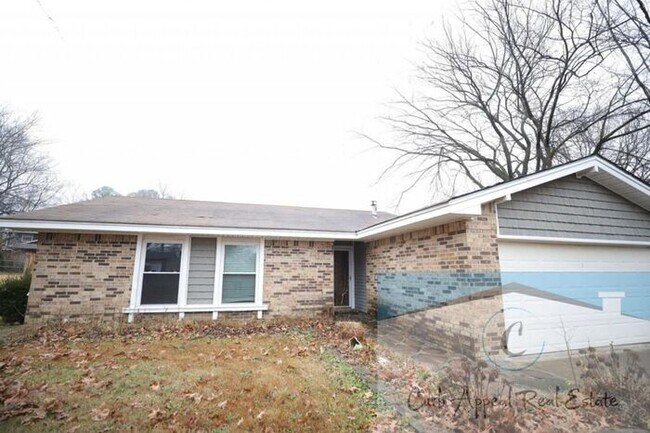 Building Photo - 3 Bedroom 2 Bath Home in Beautiful Neighborhood! A must see!!