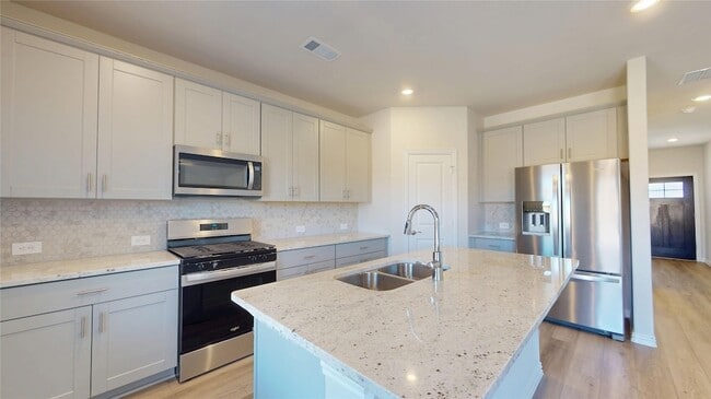 Building Photo - 2125 Dunbar Dr