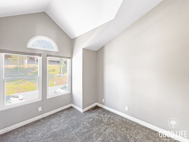 Building Photo - Modern 2-Story Split-Level Home with Commu...