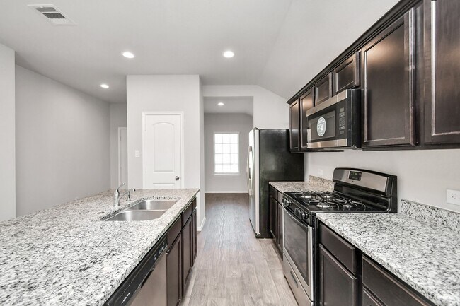 Building Photo - 9878 Laurel Lake Dr