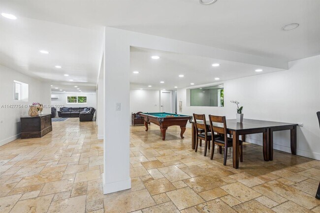 Building Photo - 6300 SW 144th St