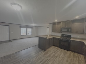 Building Photo - 408 Shummard Branch