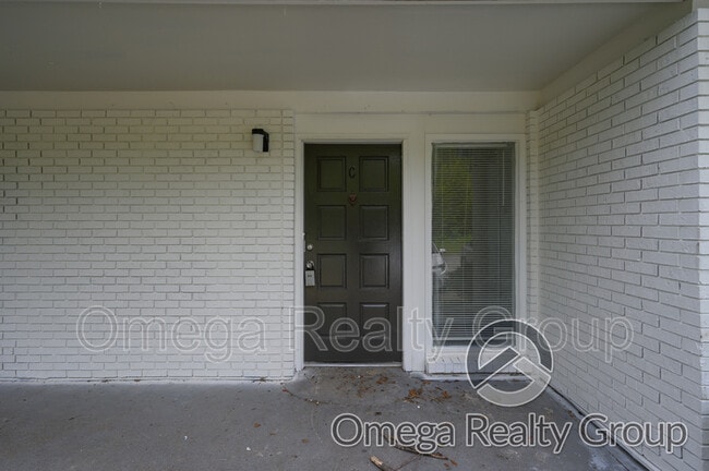 Primary Photo - 3382 McGehee Rd