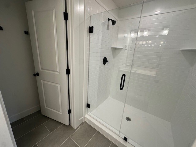 Building Photo - Mapleton 64