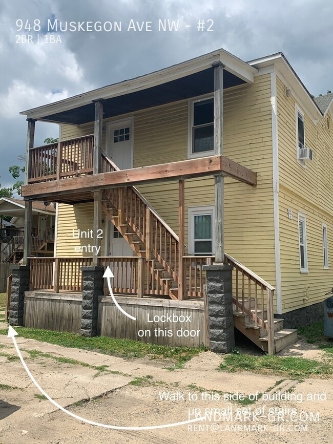 Building Photo - 948 Muskegon Ave NW