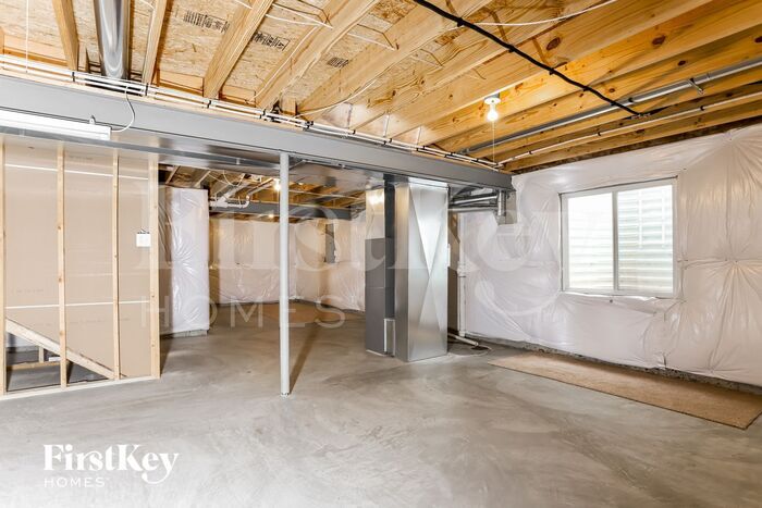 Building Photo - 913 Carpathian Dr