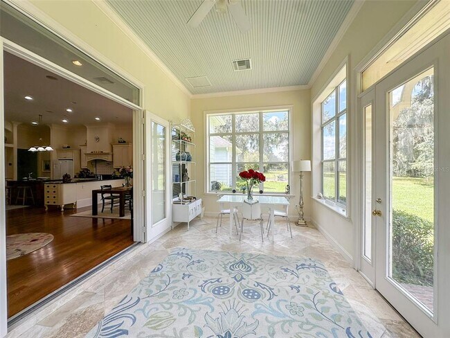 Building Photo - 6425 NW 202nd Pl