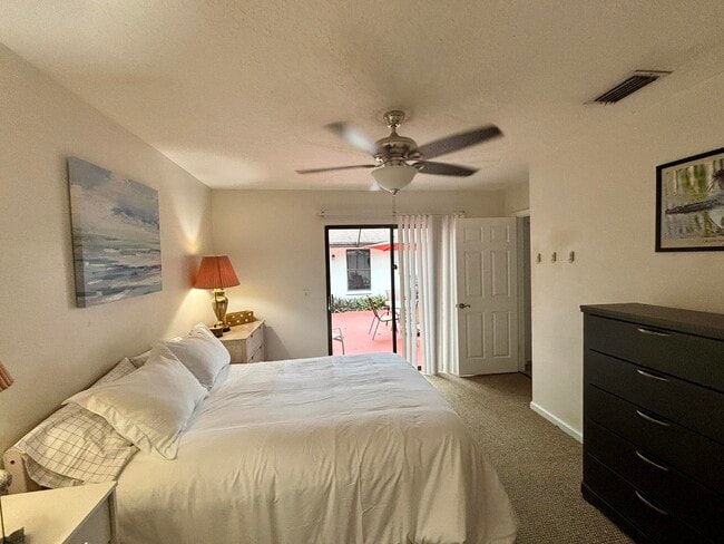 Building Photo - 1289 Periwinkle Pl
