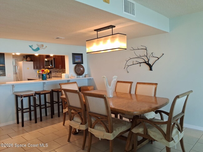 Building Photo - 1860 N Atlantic Ave