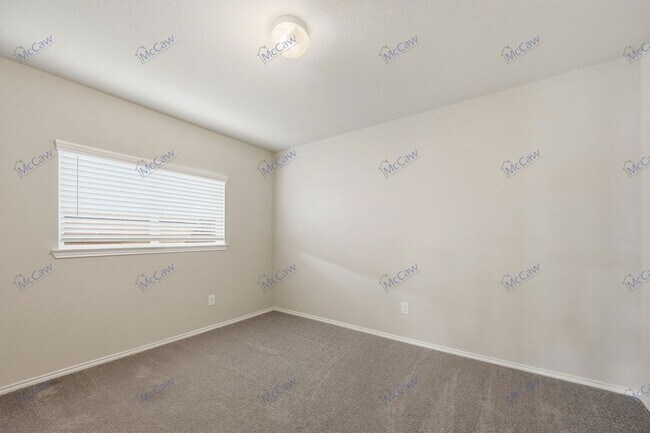 Building Photo - 126 Rock Crk Ln