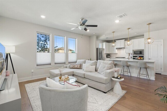 Building Photo - 8419 Laughlin Ln