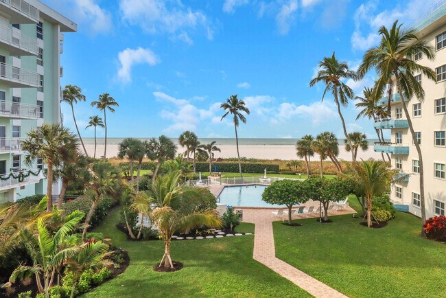 Building Photo - 220 Seaview Ct