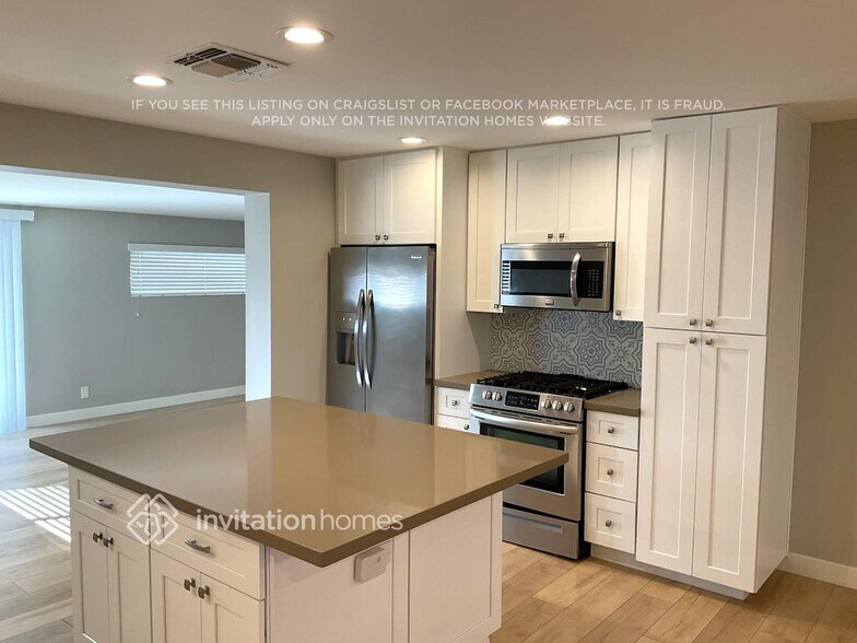 Building Photo - 7025 E Culver St