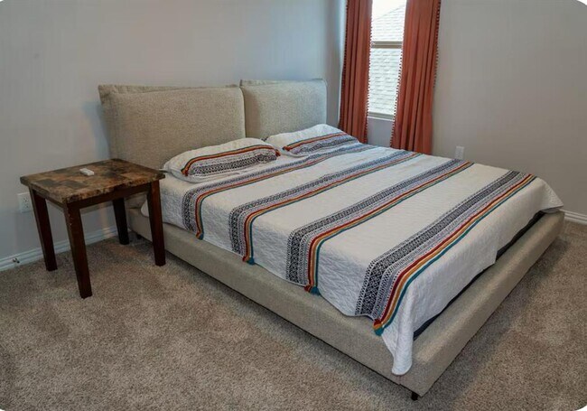 Building Photo - 12904 Stanford Dr