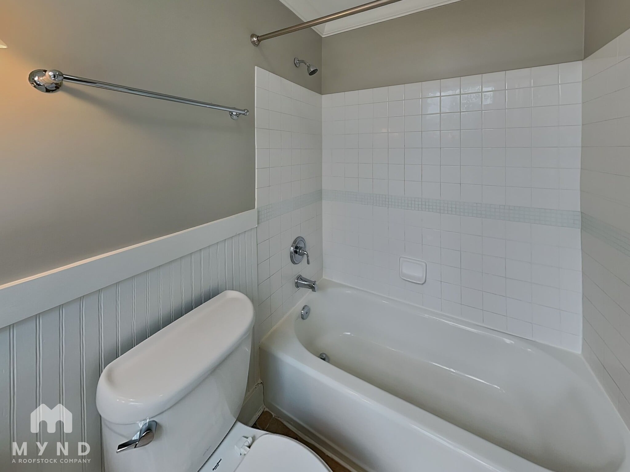 Building Photo - 985 Ponce De Leon Ave NE