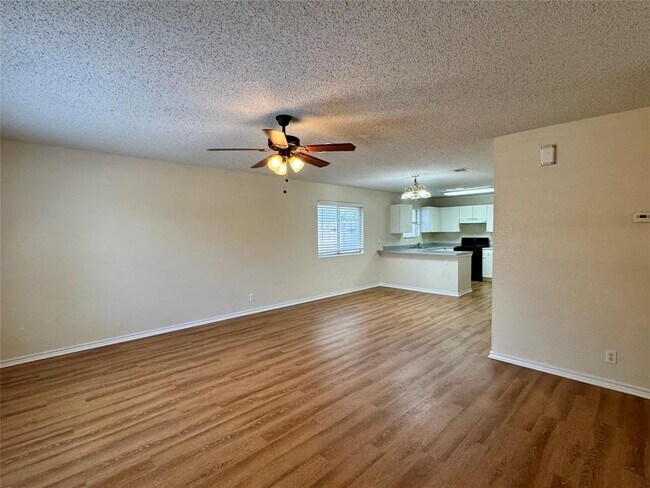Building Photo - 109 Segovia Way