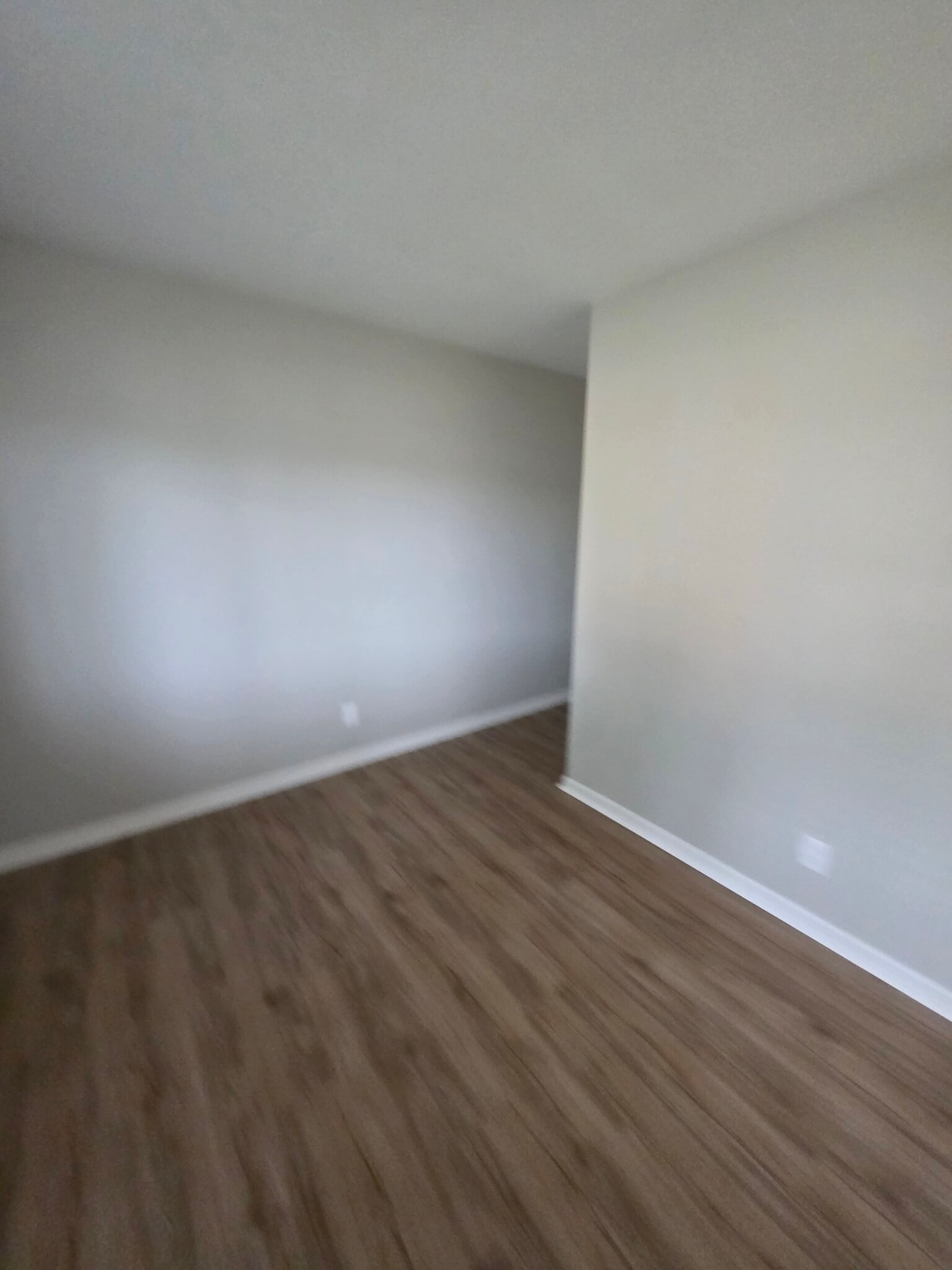 Building Photo - 487 Catalina Dr