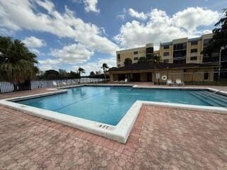 Building Photo - 6475 W Oakland Park Blvd