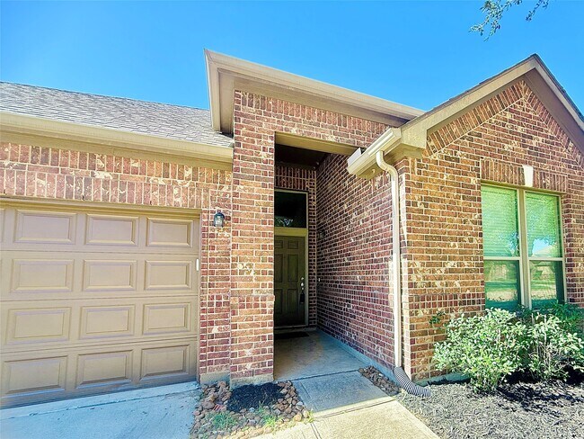 Building Photo - 11103 Avery Oaks Ln