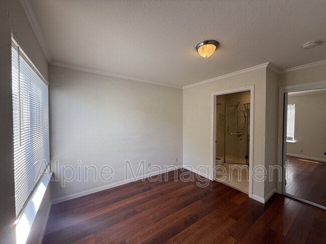 Building Photo - 480 22nd Ave