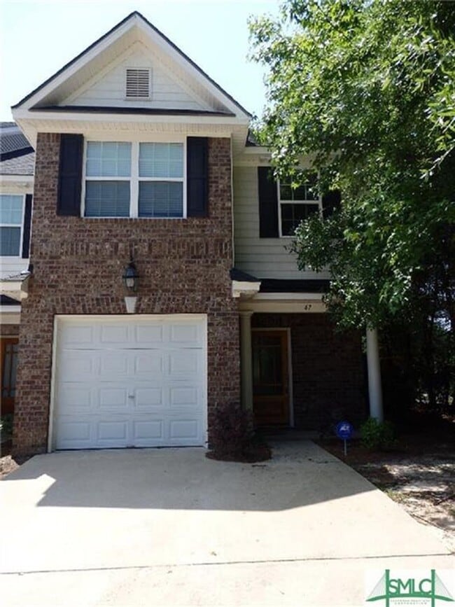 Building Photo - Spacious Townhome in Gated Community in Savannah, GA, Available in Sep 2026!!
