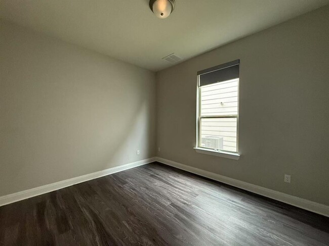 Building Photo - 16103 Windroot St