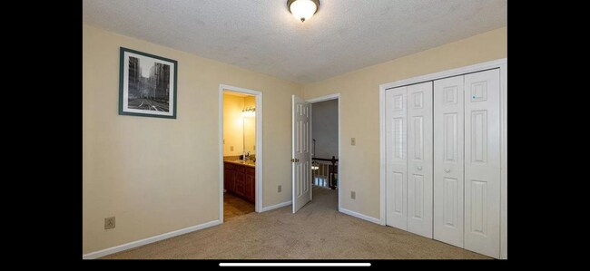 Building Photo - 4512 Emmit Dr