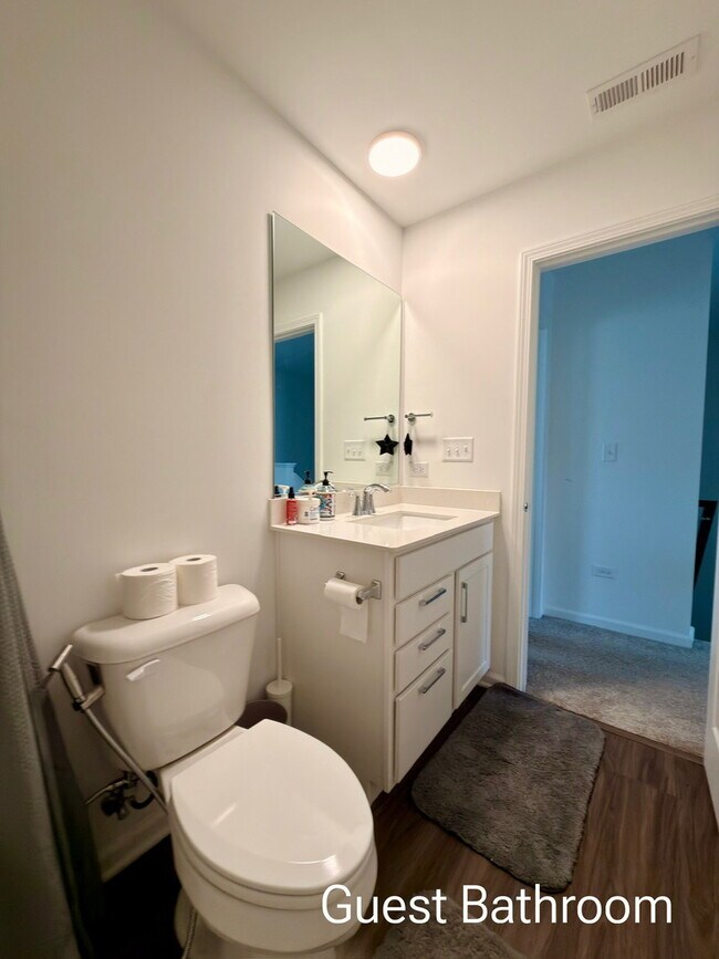 Building Photo - 522 Wolverine Dr