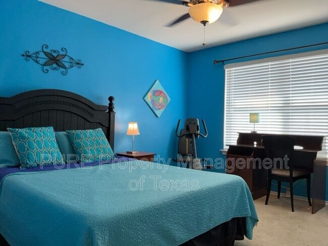 Building Photo - 108 Covey Ln