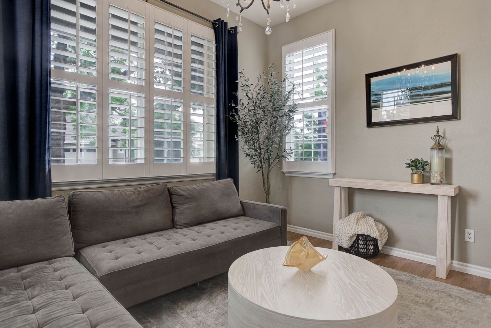 Building Photo - 3070 Redhaven Way