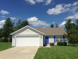 Building Photo - 2027 River Birch Dr