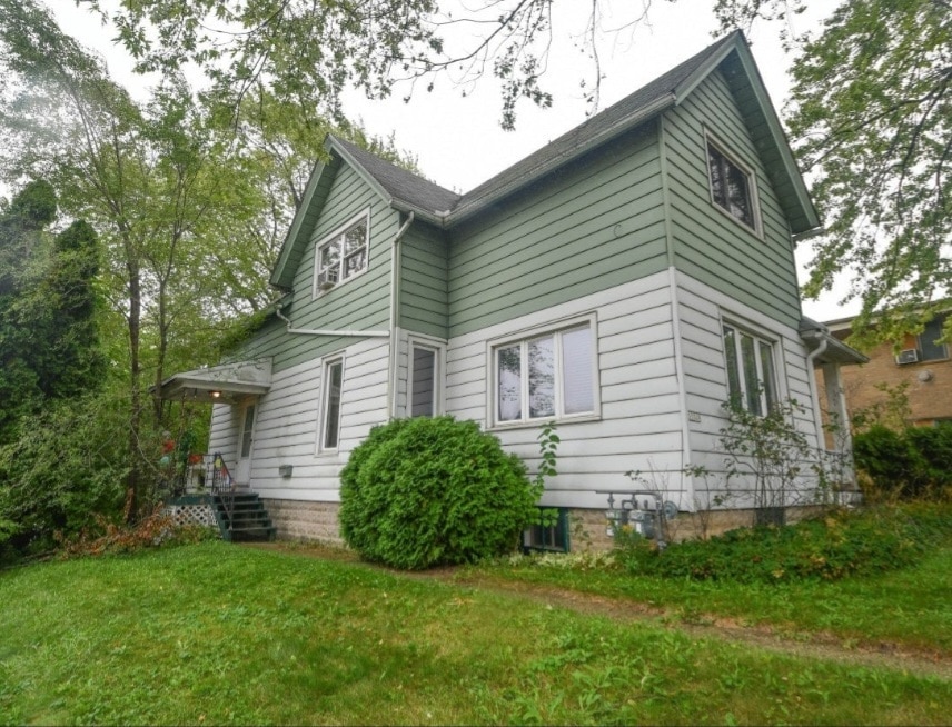 Building Photo - 3332 S Whitnall Ave