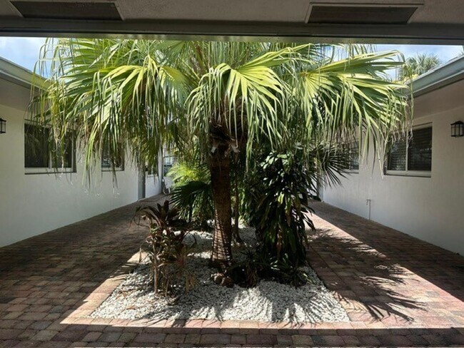 Interior Photo - Lighthouse Point Apartments LLC