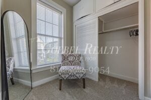 Building Photo - Fully Furnished Downtown Spacious 1 bedroom