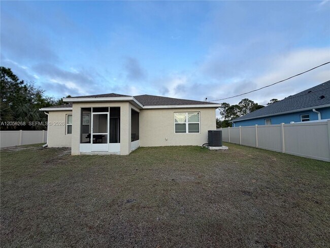 Building Photo - 383 Hanford Rd SW