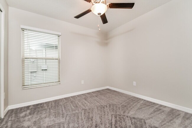 Building Photo - 5423 Rainwood Meadows Dr