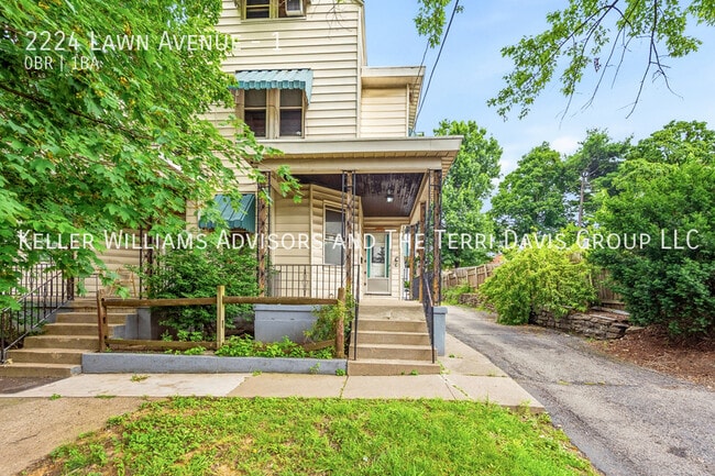 Building Photo - 2224 Lawn Ave