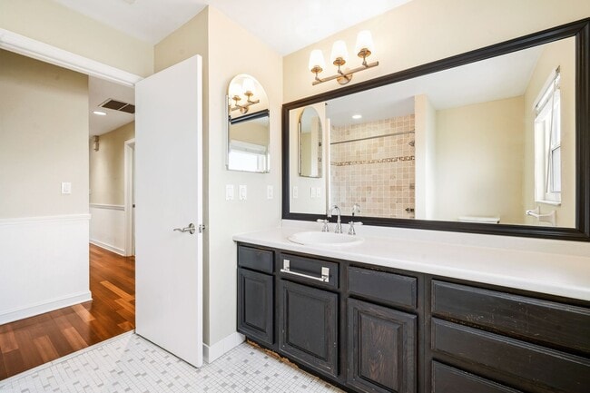 Building Photo - Remodeled Conway Home in Lake Access Commu...